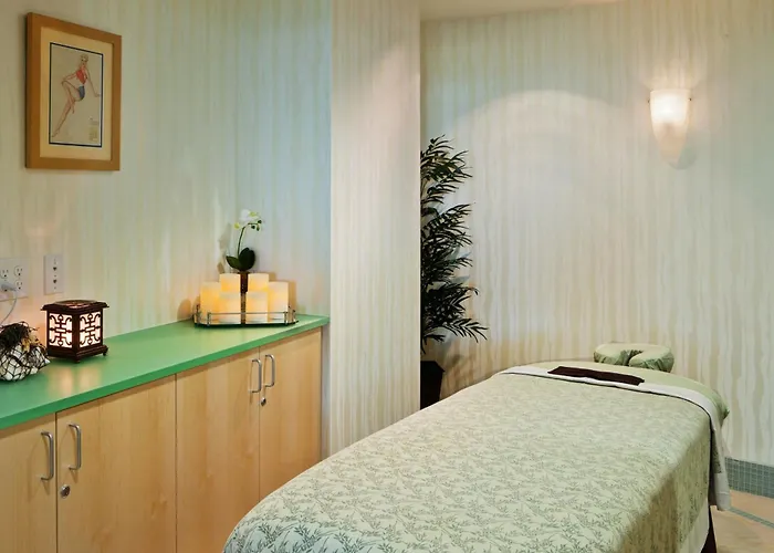 Pier South Resort, Autograph Collection